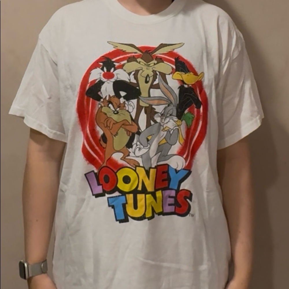 LOONEY TUNES GRAPHIC TEE🐰